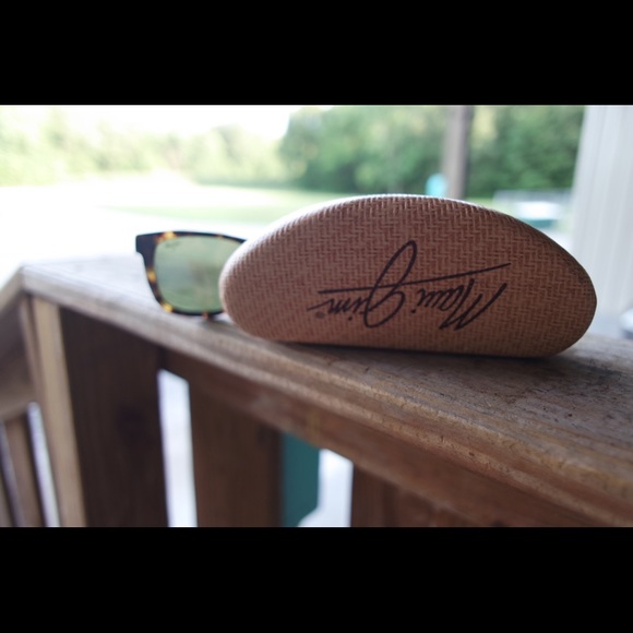 Maui Jim Sunglasses - Picture 5 of 5